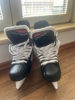 Hokejové brusle Bauer Vapor X3.5 S21 Junior - neježděné - 4
