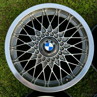 BMW STYLING 5 - M5 E28 - 4
