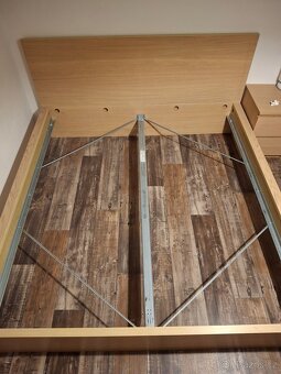 Manželská postel - 4