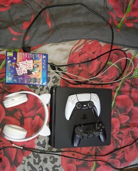 Playstation 4 Slim 1Tb Set - 4