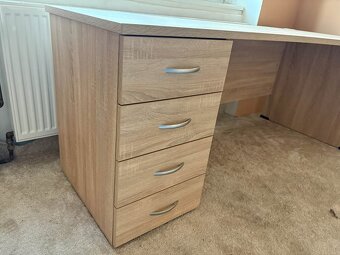 Pracovní stůl 180cm - 4