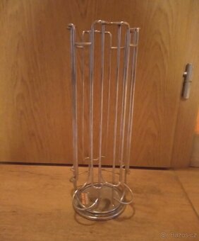 Stojan na kapsle Dolce Gusto - 4