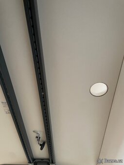 Pracovní stůl KINNARPS - 4