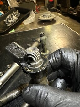 Vstřikovací soustava (N47D20C a N47D20A) - 4