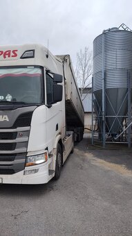 Rozvoz krmných směsí - VKD - 4