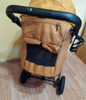 Sportovní kočárek Carrello Bravo New Tiger Orange - 4