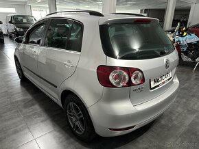 Volkswagen Golf Plus 1,6 TDI PARK.ČIDLA VÝHŘEV - 4