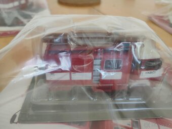 DA 12 Avia A30 hasiči 1:43 DeA - 4