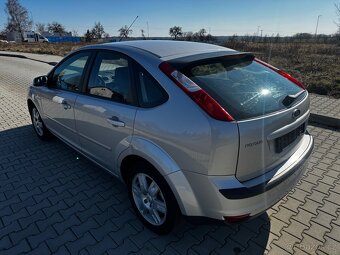 Ford Focus 1.6i 74Kw Style - Klima - 4