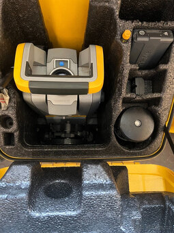 Totální stanice Trimble S6 DR300+ - 4