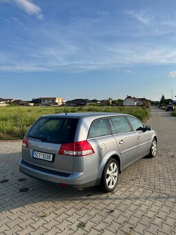 Opel Vectra 3.2 V6 - 4
