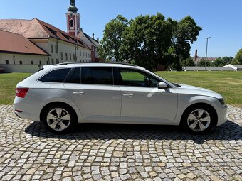Škoda Superb 3 combi 2.0tdi 110kw Ambition PLUS nová STK - 4