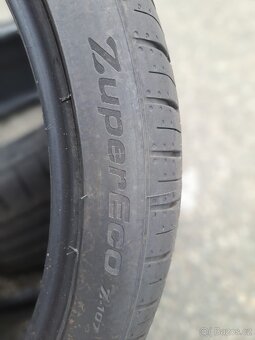 245/35 r19 - 4
