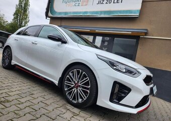 Kia Cee´d 1.6-GT-150KW-PERLEŤ-ZÁRUKA - 4