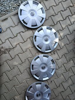 Prodám sadu kol s pneu 205-55-16 celoroční - 4