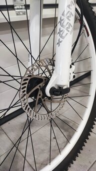 Fuji Nevada 1.0 LE 26 bile - 4