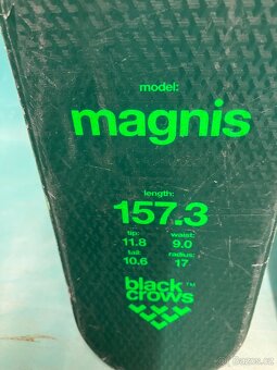 Lyže Black Crows Magnis v délce 157cm, R 17m - 4