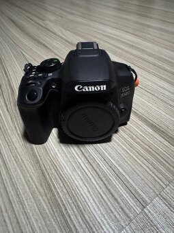 Canon EOS 850D + objektivy - 4