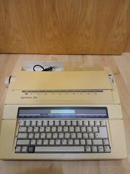 Elektrický psací stroj - 4