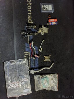 Honda CR250 - díly - 4