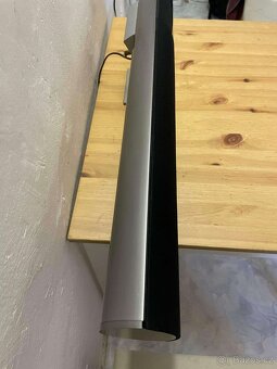 Bang & Olufsen BeoLab 3500 (Šedý) + Stojan na stůl - 4