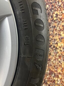 Škoda octavia 4 LYRA 205/55r17 alu kola+ pneu - 4