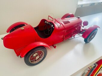Alfa Romeo 8C 2300 Monza Pocher 1:8 - 4