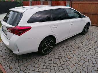 Toyota Auris hybrid 1.8, 73kW, 99500km - 4