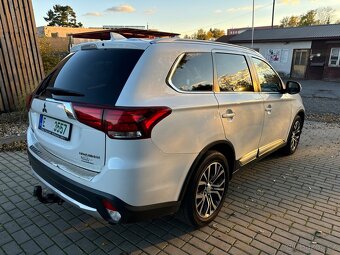 Mitsubishi Outlander 2.2 DI-D / 110kW / 2017 / 4x4 / tažné - 4