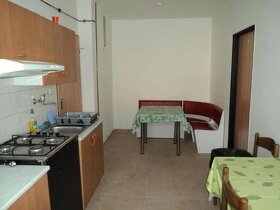 Nabízíme ubytování - 4