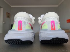 Nike ZOOMX Invincible Run - 4
