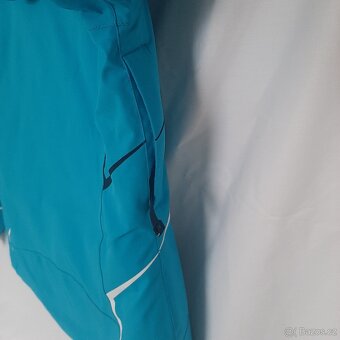 Prodám lyžařskou bundu vel.152 - 4