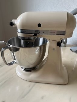 KitchenAid Artisan kuchyňský robot v barvě krém, s příslušen - 4