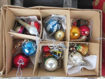 vánoční ozdoby a řetězy na vánoční stromeček RETRO - 4