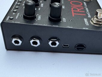 Prodám pedál/looper Trio+ Band Creator Looper - 4