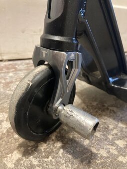 Freestyle koloběžka District - 4