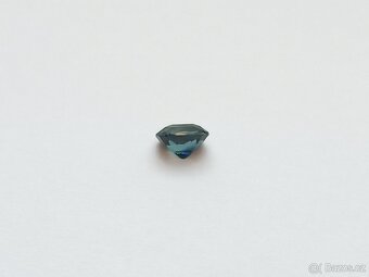 Safír-0,82 ct. - 4