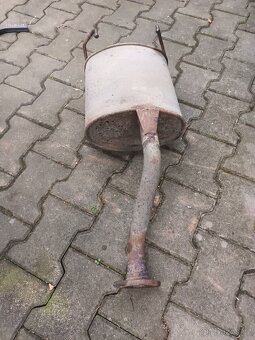 Vyfuk zadní tlumič - 4