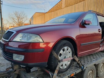 Škoda Octavia 2 combi 1.9 TDI díly - červená met. 9892 - 4