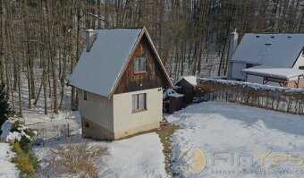 Prodej slunné zahrady s podsklepenou chatkou Stráž nad Nisou - 4