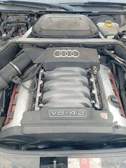Audi A8 - 4
