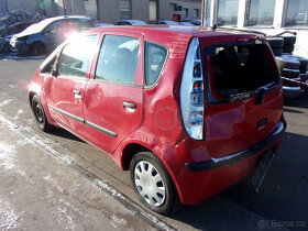 Mitsubishi Colt - 4