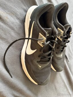 Boty Nike Varsity compete TR3, vel. 42,5 - 4