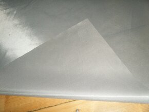 Látka - o rozměrech 136x82cm - 4