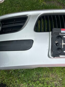 Škoda Fabia 1 přední nárazník 9102 stříbrný - 4