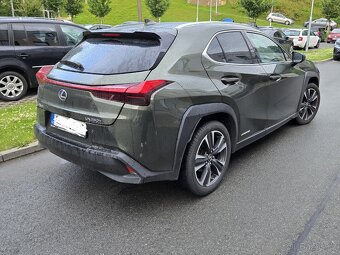 Lexus UX 250h Limited Edition - 4