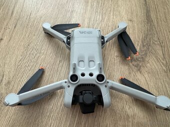 DJI Mini 3 Pro – Fly More Combo - málo používaný, jako nový - 4