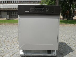 MIELE VESTAVNÁ MYČKA,PŘIHRÁDKA NA PŘÍBORY,LCD,TURBO,TOP ZNAČ - 4