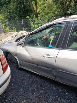 Renault laguna 3 2l dci - 4