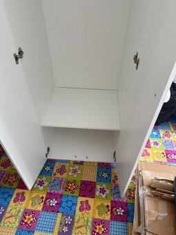 Dětská šatní skříň IKEA GODISHUS - 4